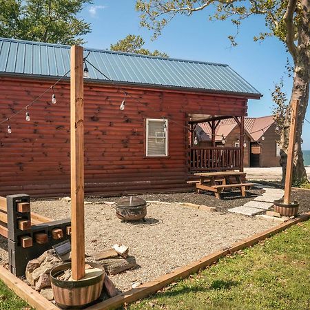 Charming Lakeview Cabin Near Geneva-On-The-Lake! Ashtabula Luaran gambar