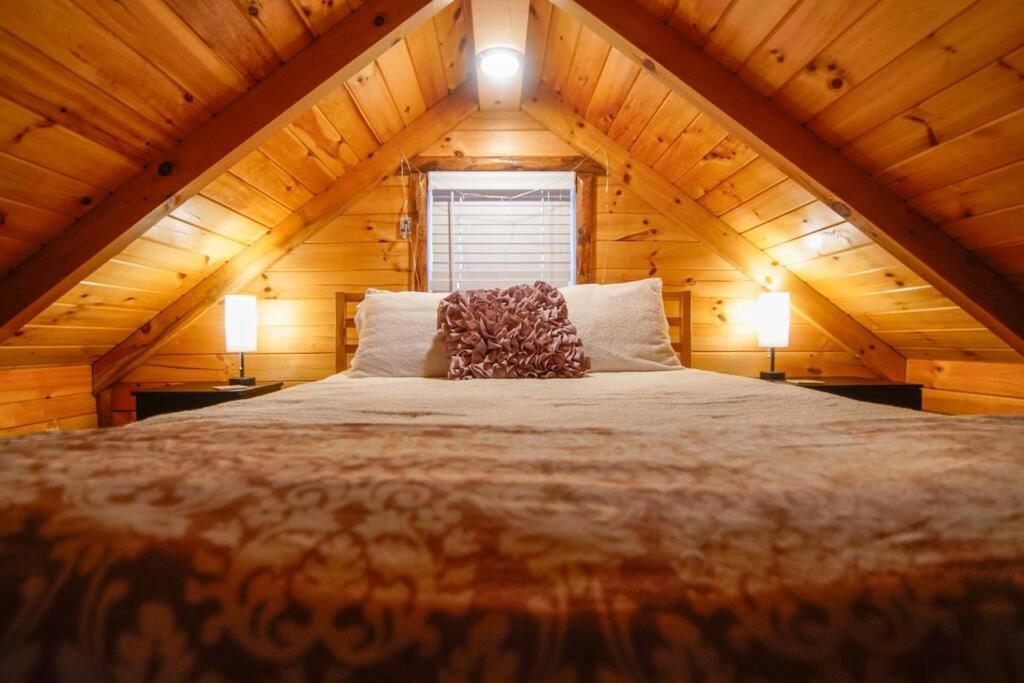 Charming Lakeview Cabin Near Geneva-On-The-Lake! Ashtabula Luaran gambar