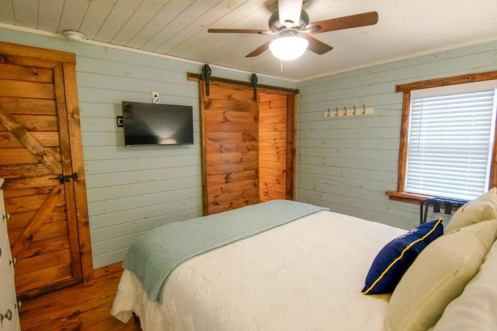 Charming Lakeview Cabin Near Geneva-On-The-Lake! Ashtabula Luaran gambar
