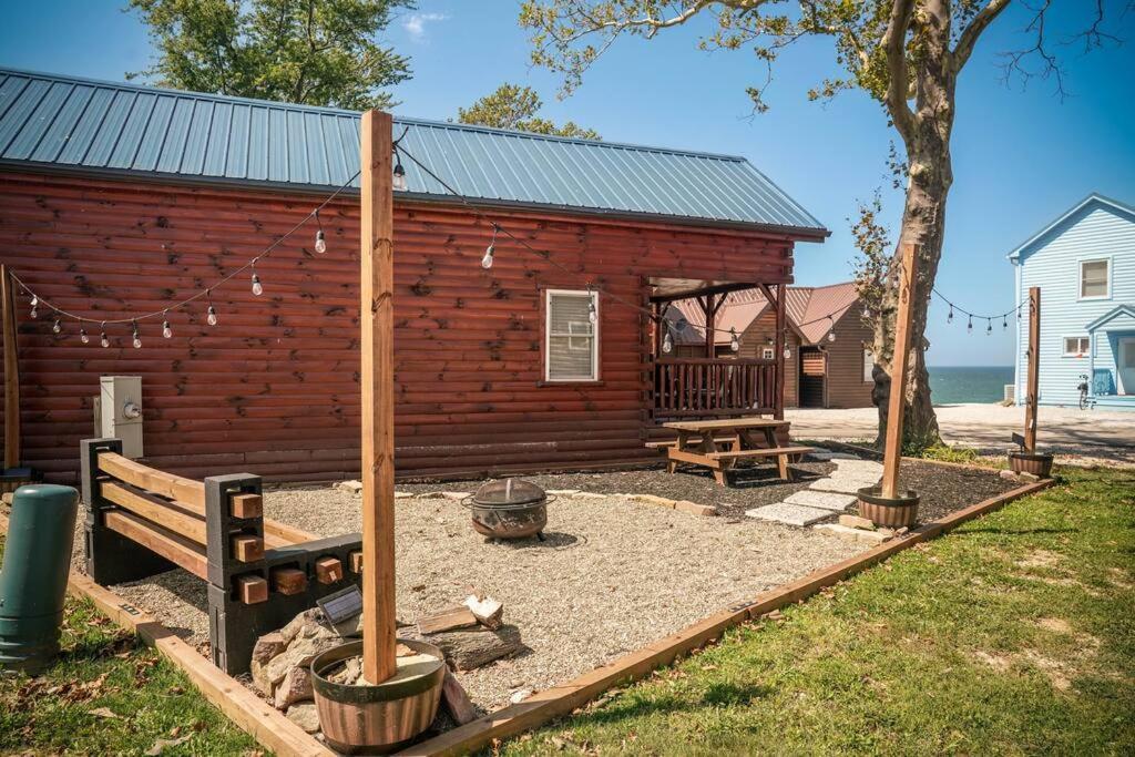 Charming Lakeview Cabin Near Geneva-On-The-Lake! Ashtabula Luaran gambar