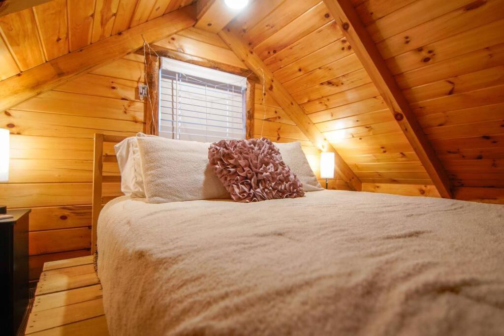 Charming Lakeview Cabin Near Geneva-On-The-Lake! Ashtabula Luaran gambar