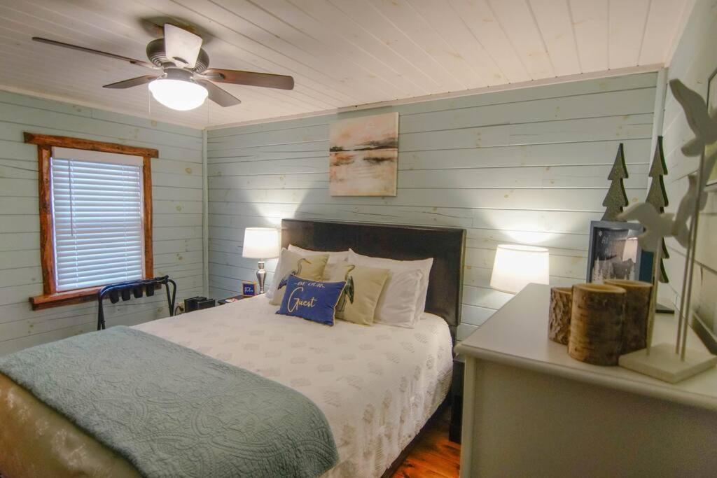 Charming Lakeview Cabin Near Geneva-On-The-Lake! Ashtabula Luaran gambar